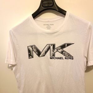 SOLD!! Michael kors t-shirt